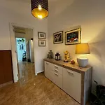 Ruzzafa Codrut Appartamento Valenza