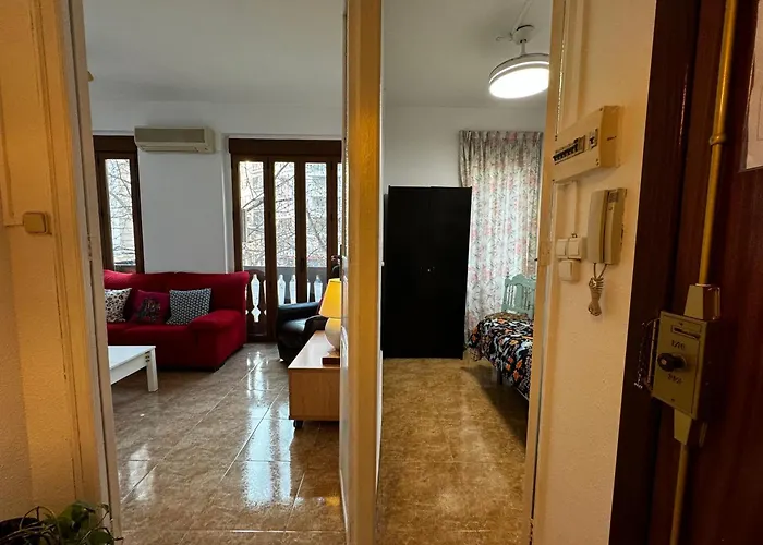 Russafa Codrut Apartamento *