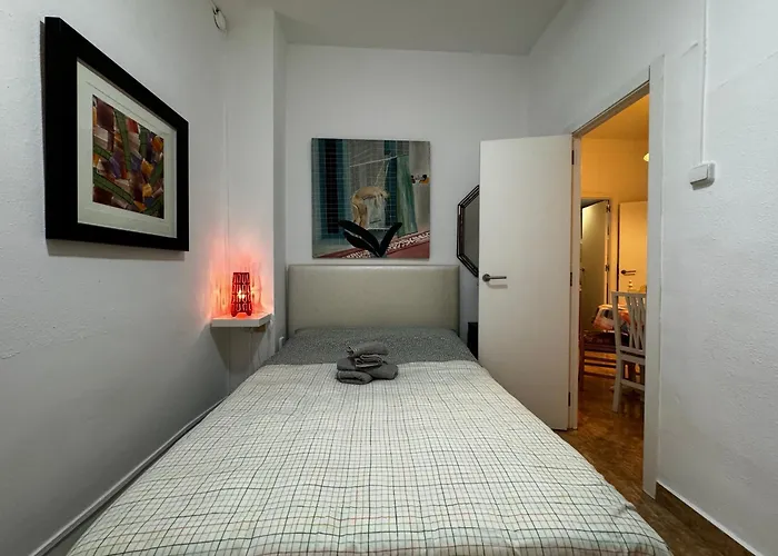 Russafa Codrut アパート *